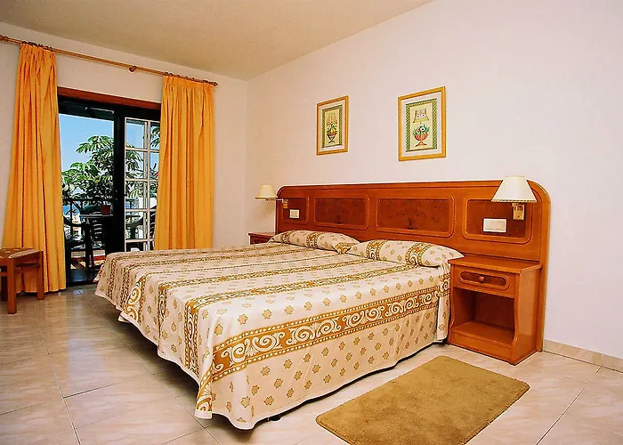 Aparthotel Regency Torviscas Apartments&suites 3*